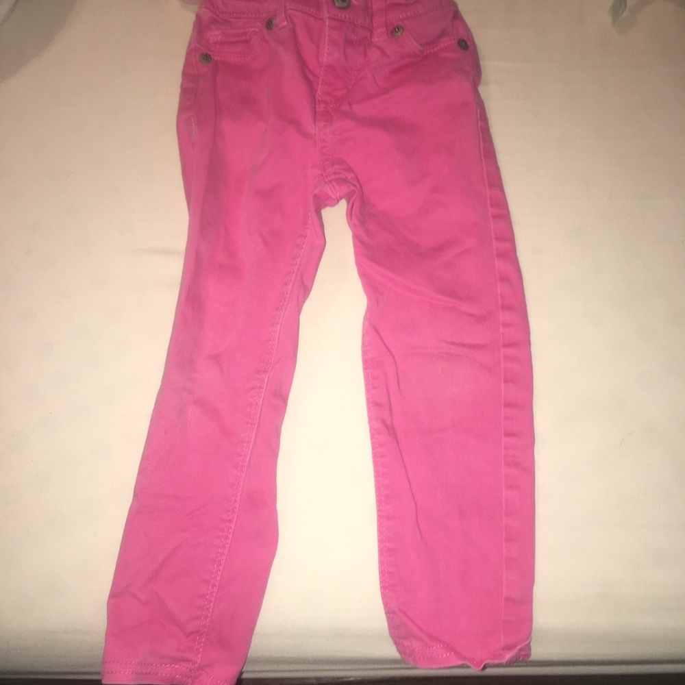 Toddler leggings.